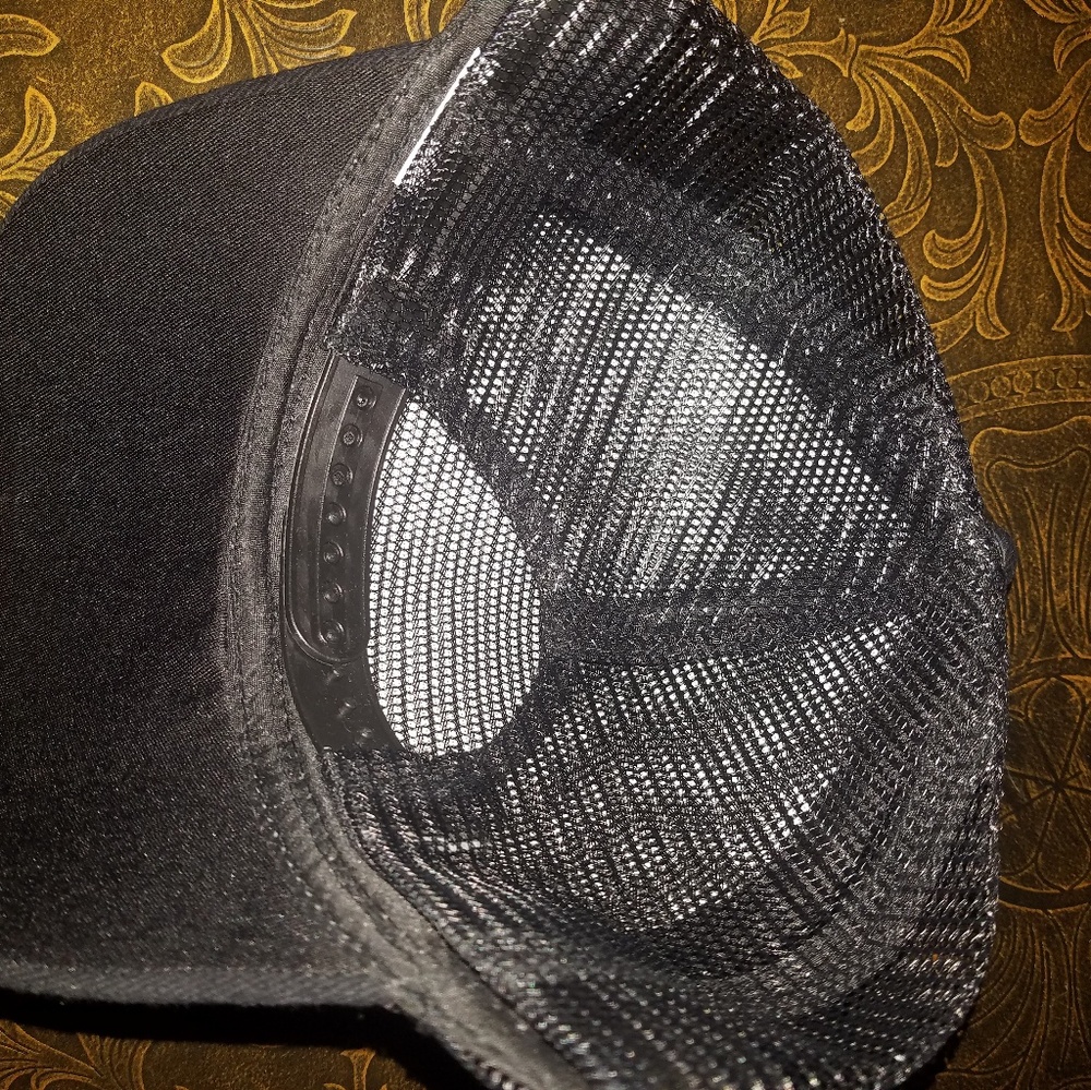 black hat - Picture 2 of 2